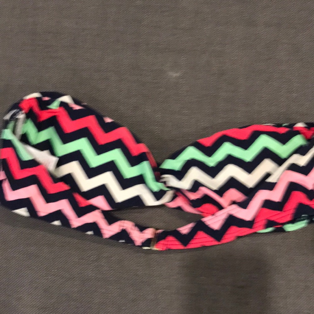 Patterned bikini never worn - Picture 2 of 7